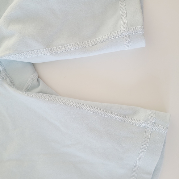 TnAction . Aritzia . Light Blue Biker Shorts - Picture 5 of 8
